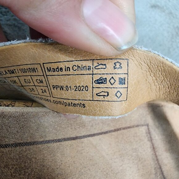 Vionic Shoes Womens  Size 6 Daniela White Leather Strap Cork Sandals *GUC* - Picture 10 of 12